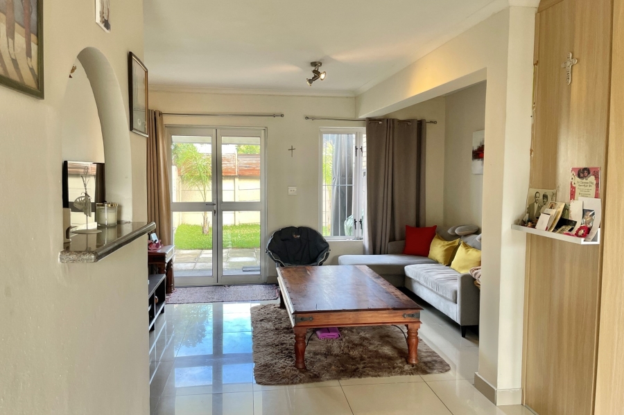 2 Bedroom Property for Sale in Ottery Western Cape